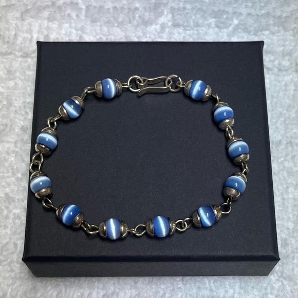 Sterling silver bracelet with blue cats eye beads. 925. - Picture 1 of 3